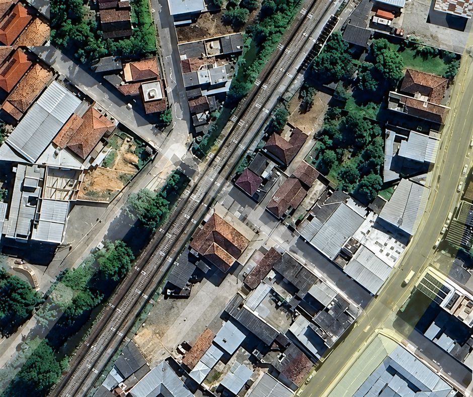 PN02 — vista aérea da passagem em nível